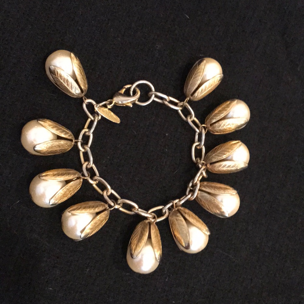 Lenora Dame 8” Gold Pearl petal bracelet